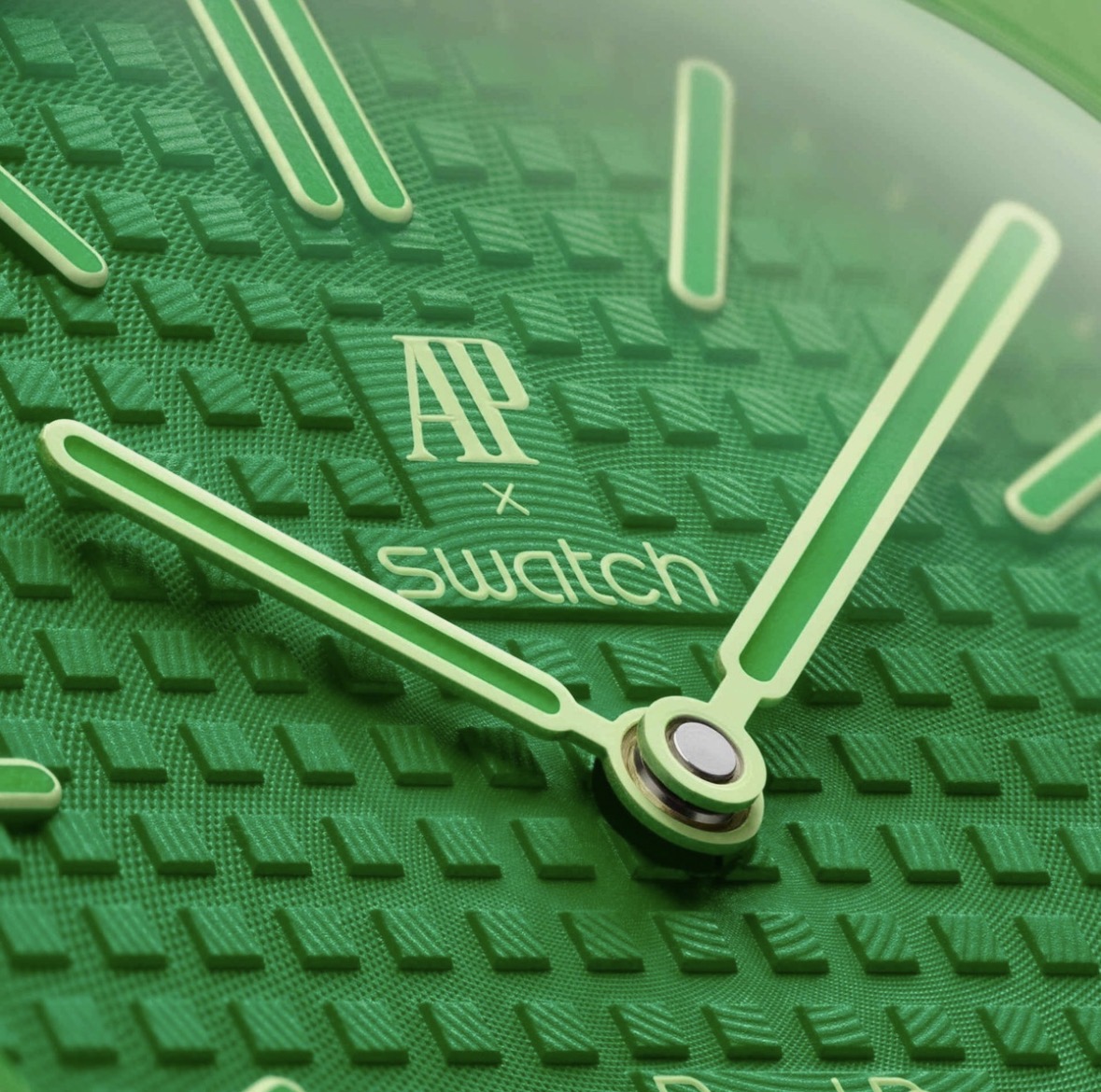Swatch x Audemars Piguet Royal Pop Green Eight Green SSX03G100N
